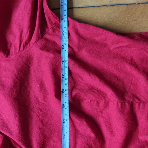 Oscar De La Renta Red Cotton Ruffle Blouse - Picture 2 of 6